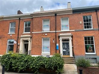 TO LET: 19 Richmond Terrace, Blackburn