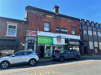 TO LET: 8 High Street, chorley