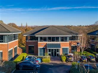 TO LET: Stirling House, Ackhurst Business Park, Chorley