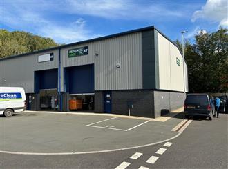 TO LET: 47 Twin Brook Industrial Estate, Twin Brook Road, Clitheroe