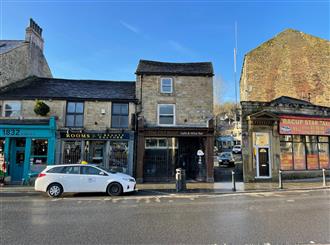 TO LET: 3 St James Street, Bacup